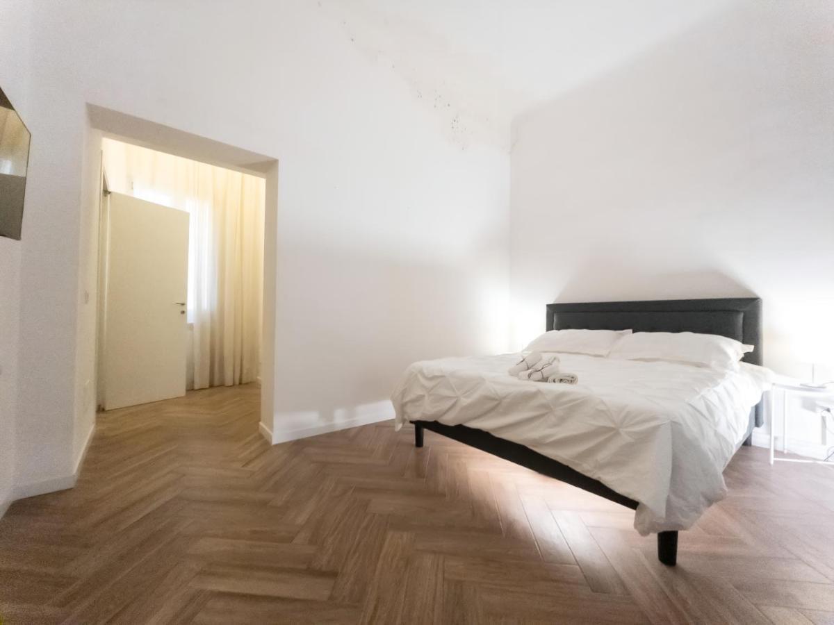 Luxury Bnb Pisacane Apartment Bari Exterior photo